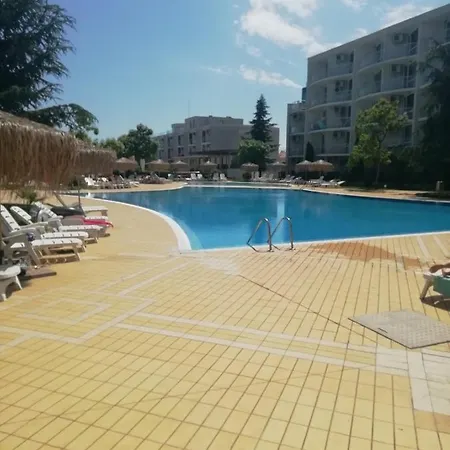 Atlantis D111 Apartment