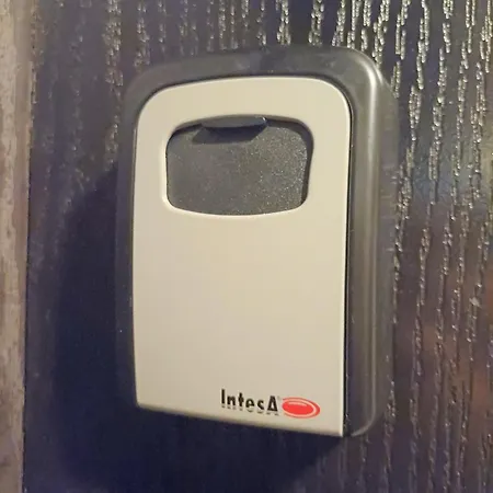 Atlantis D111 * بورغاس