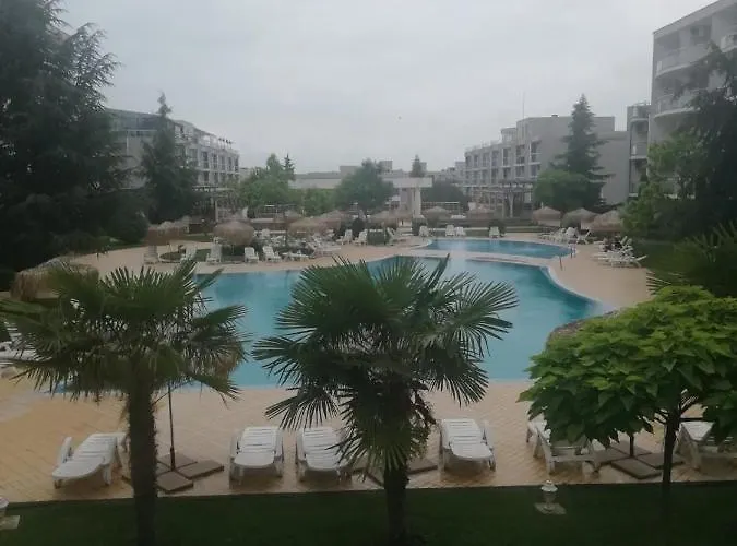 Atlantis D111 Апартаменты Бургас